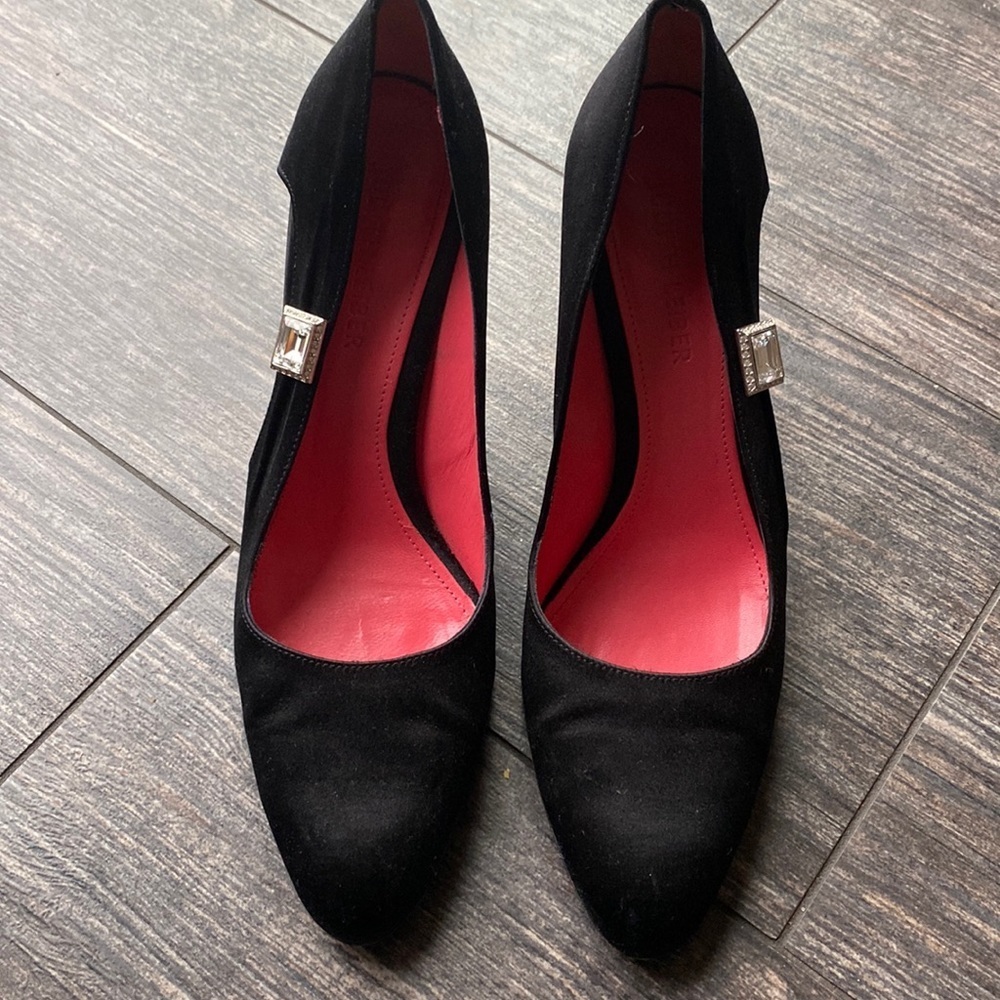 Judith Leiber Satin Crystal  Embellished Heels Sz 8